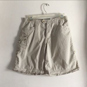 Columbia Hiking Rollup Shorts - size 8